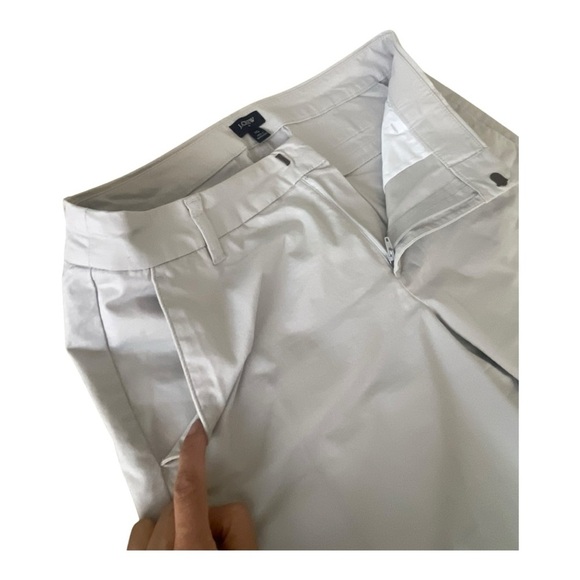 J. Crew White Bermuda Shorts Classic Lightweight Design - Picture 2 of 7